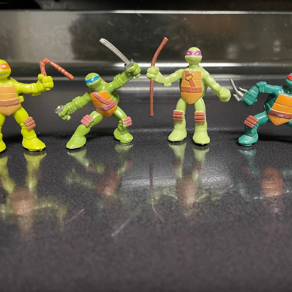 4 McDonald's Ninja Turtles
